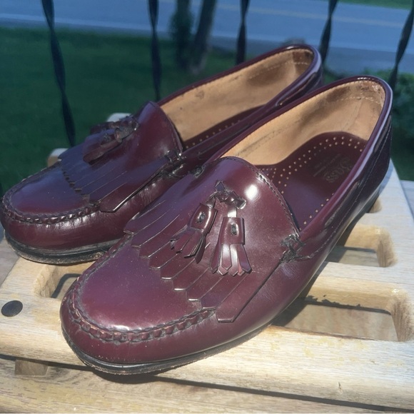 Men's Bass Layton Weejuns Burgundy Leather Tassels Kilt Size 8.5D - Picture 2 of 12